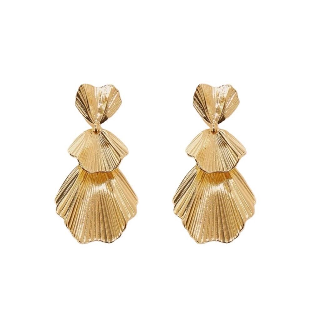 Petal drop earrings in gold #503 - Picture 1 of 4